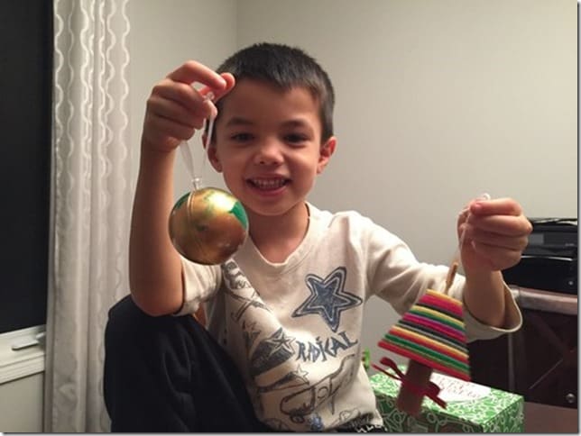 Green Kid Crafts Christmas Ornaments (1)